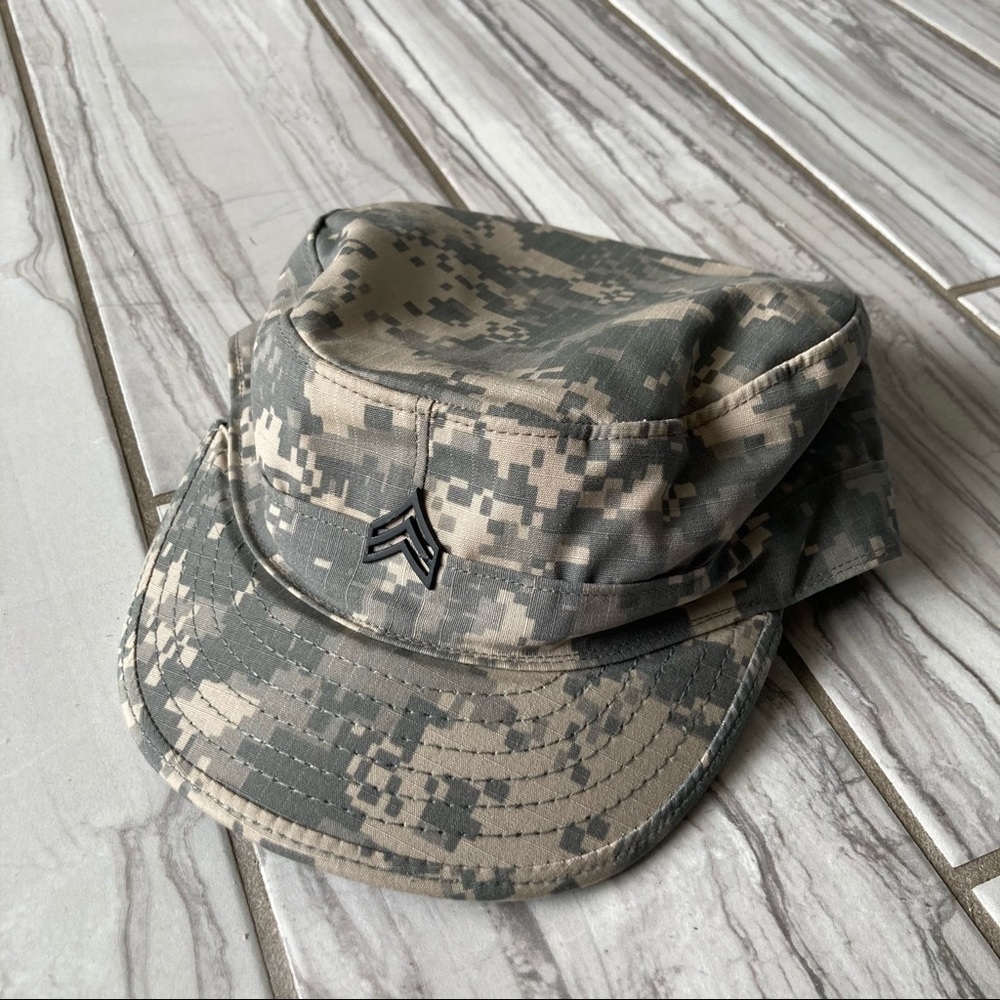 Military issue cap. EUC like new